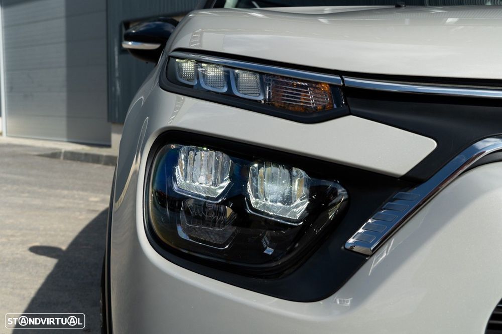 Citroën C3 1.2 PureTech Shine - 29