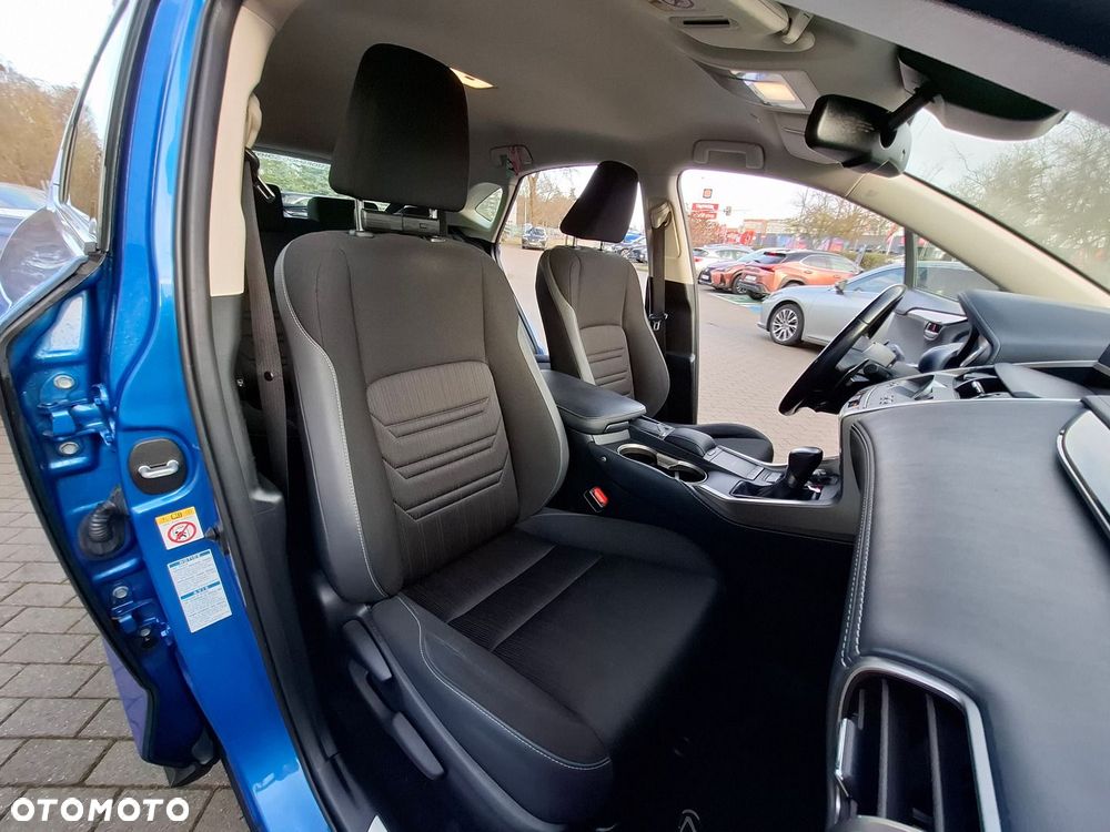 Lexus NX 300h Optimum AWD - 20