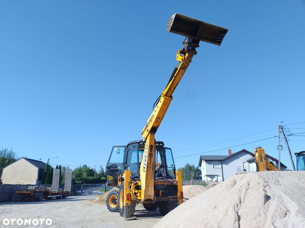 JCB 3CX CONTRACTOR - 8