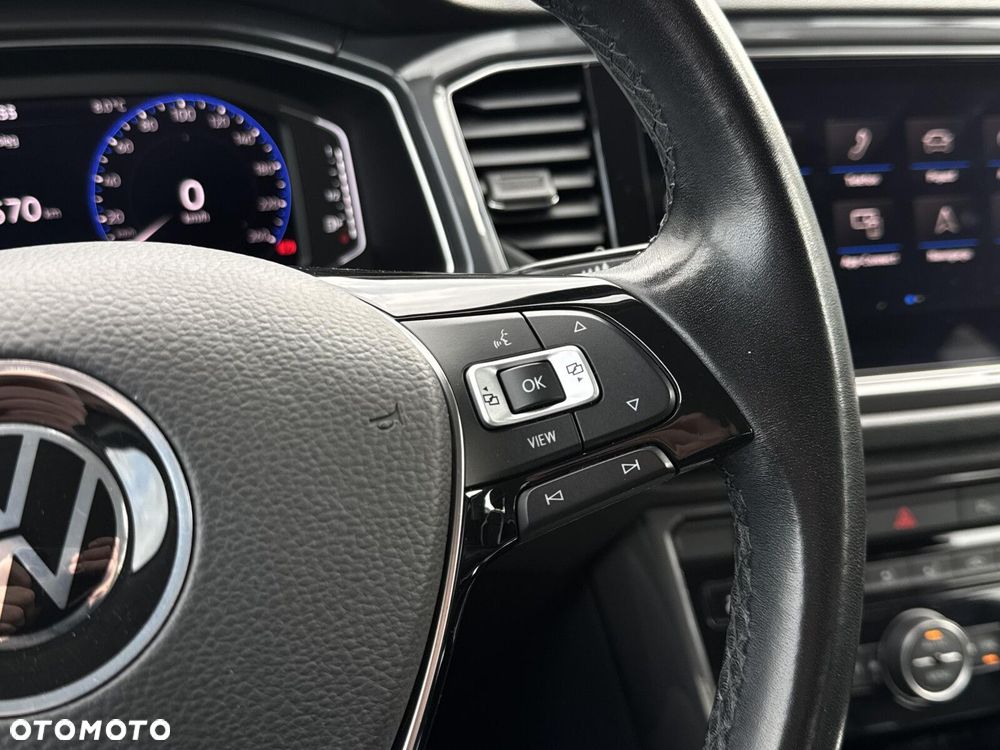 Volkswagen T-Roc - 19