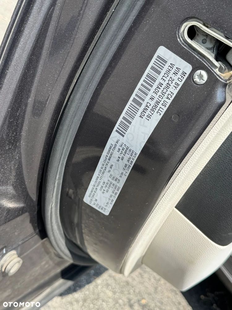 Chrysler Pacifica - 34