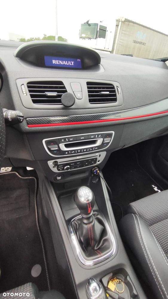 Renault Megane Grandtour TCe 220 Start & Stop GT 220 - 25