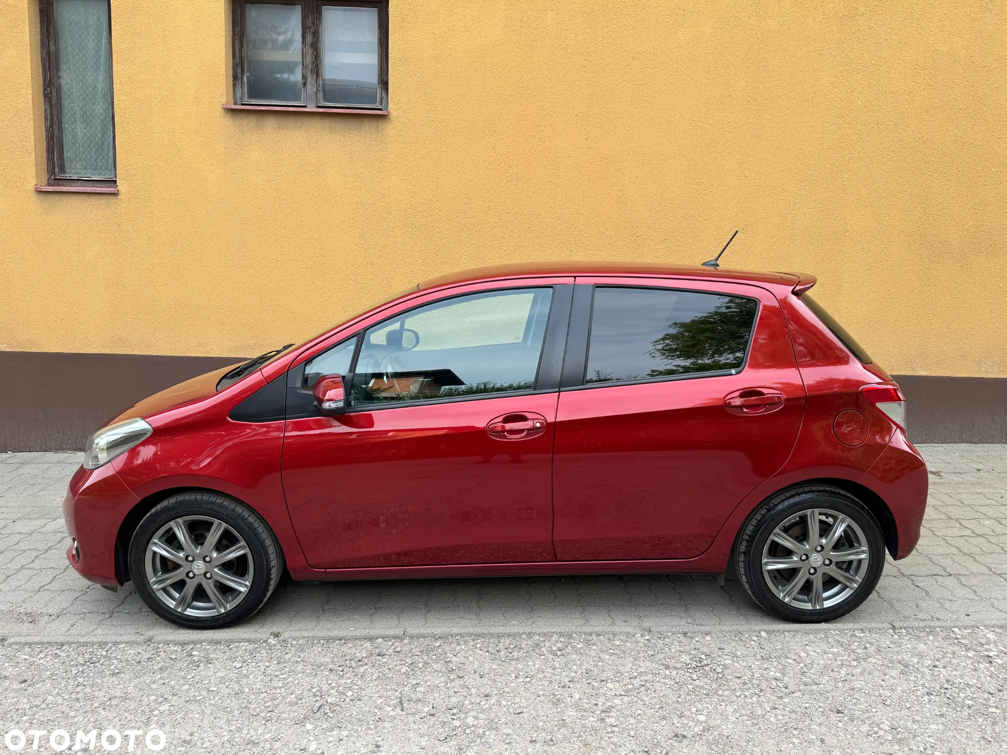 Toyota Yaris 1.33 Business Edition - 2
