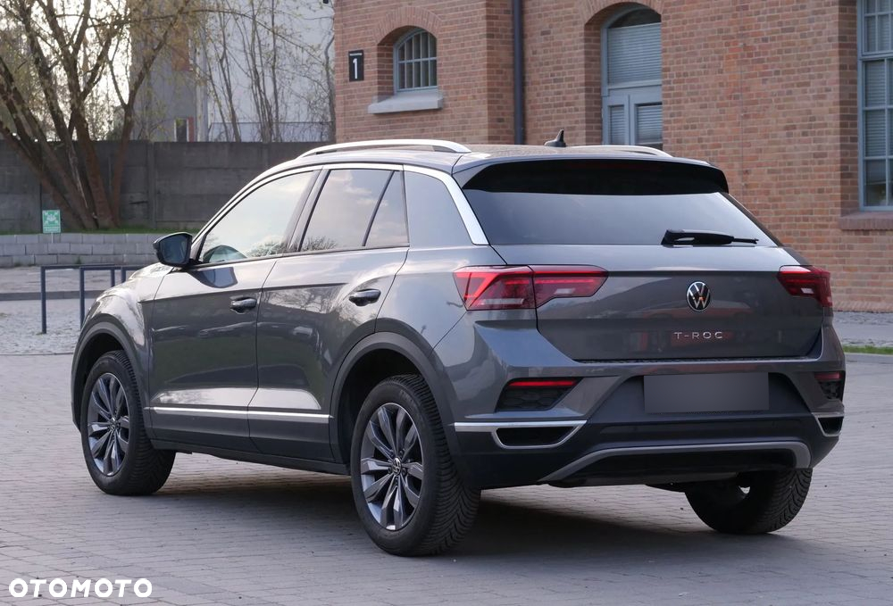 Volkswagen T-Roc - 14