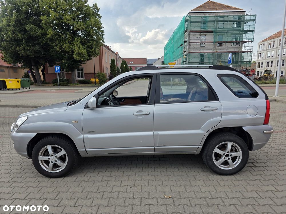 Kia Sportage 2.0 CRDi Freedom - 10