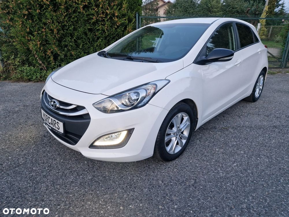 Hyundai i30 1.4 Comfort World Cup - 2