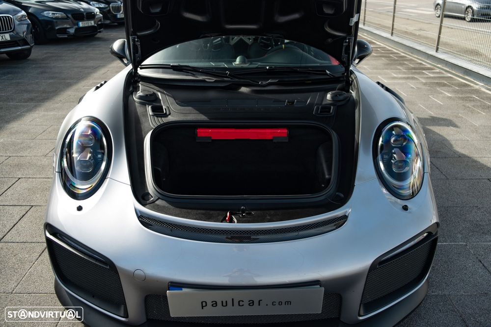 Porsche 911 (991) GT2 RS - 41