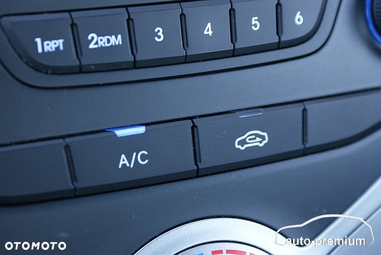 Hyundai ix20 1.4 CRDi blue Comfort - 16