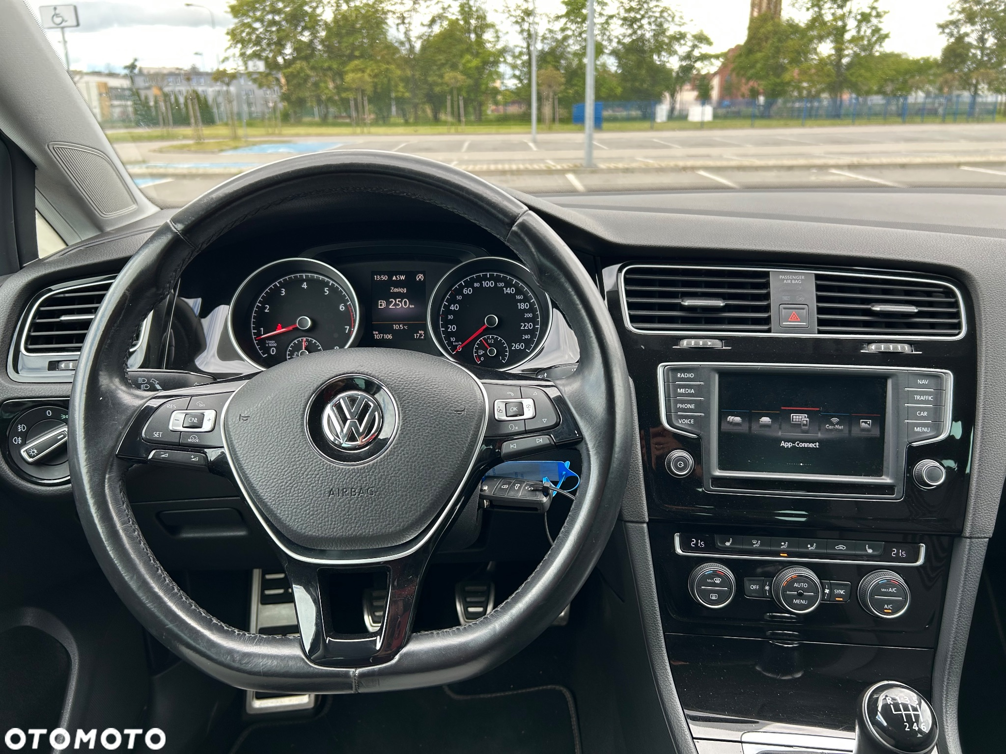 Volkswagen Golf 1.2 TSI BlueMotion Technology Comfortline - 7