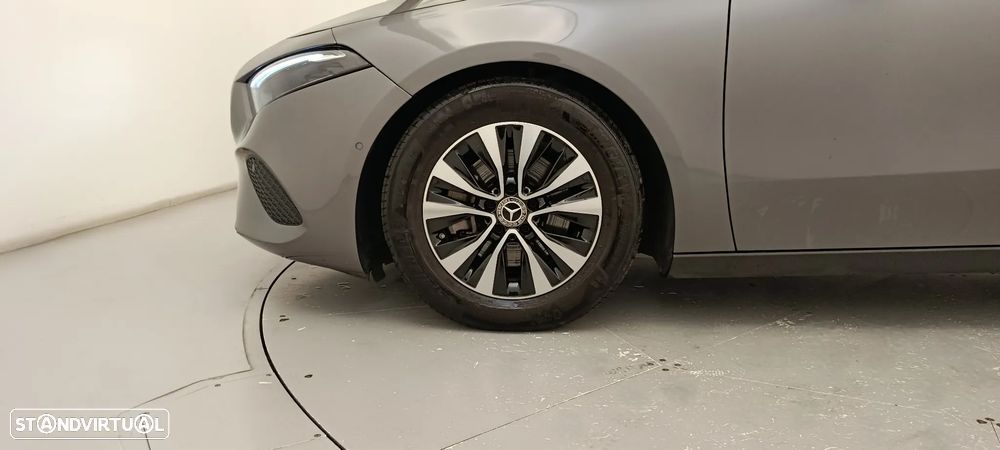 Mercedes-Benz A 200 Standard - 17