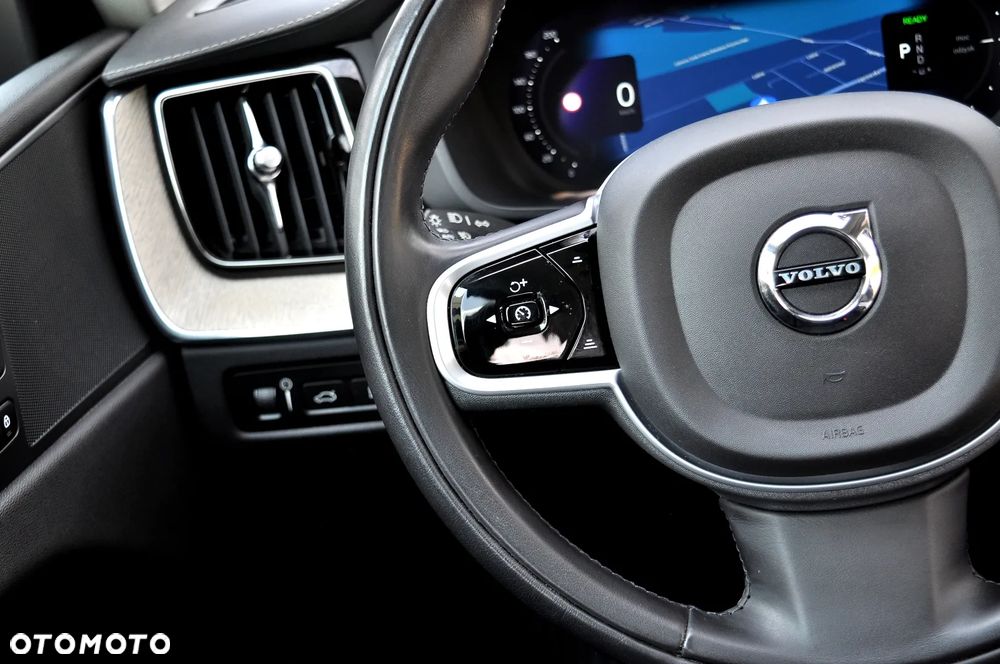 Volvo XC 60 T6 AWD Plug-In Hybrid Inscription - 29