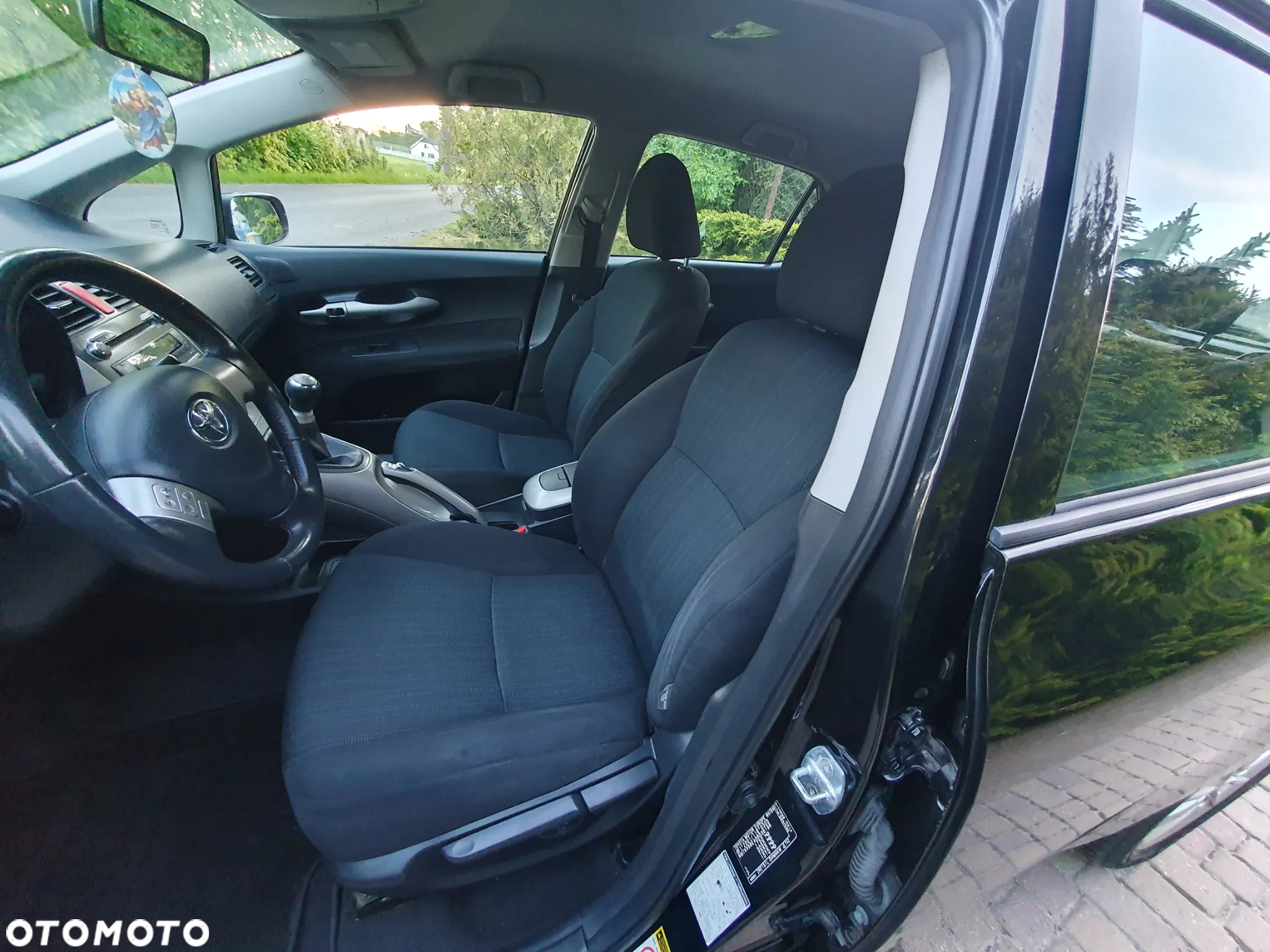 Toyota Auris 1.6 VVT-i Executive - 10