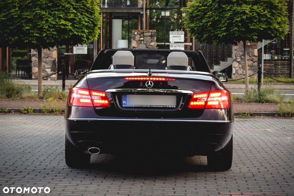 Mercedes-Benz Klasa E 220 CDI DPF BlueEFFICIENCY Automatik Avantgarde - 19