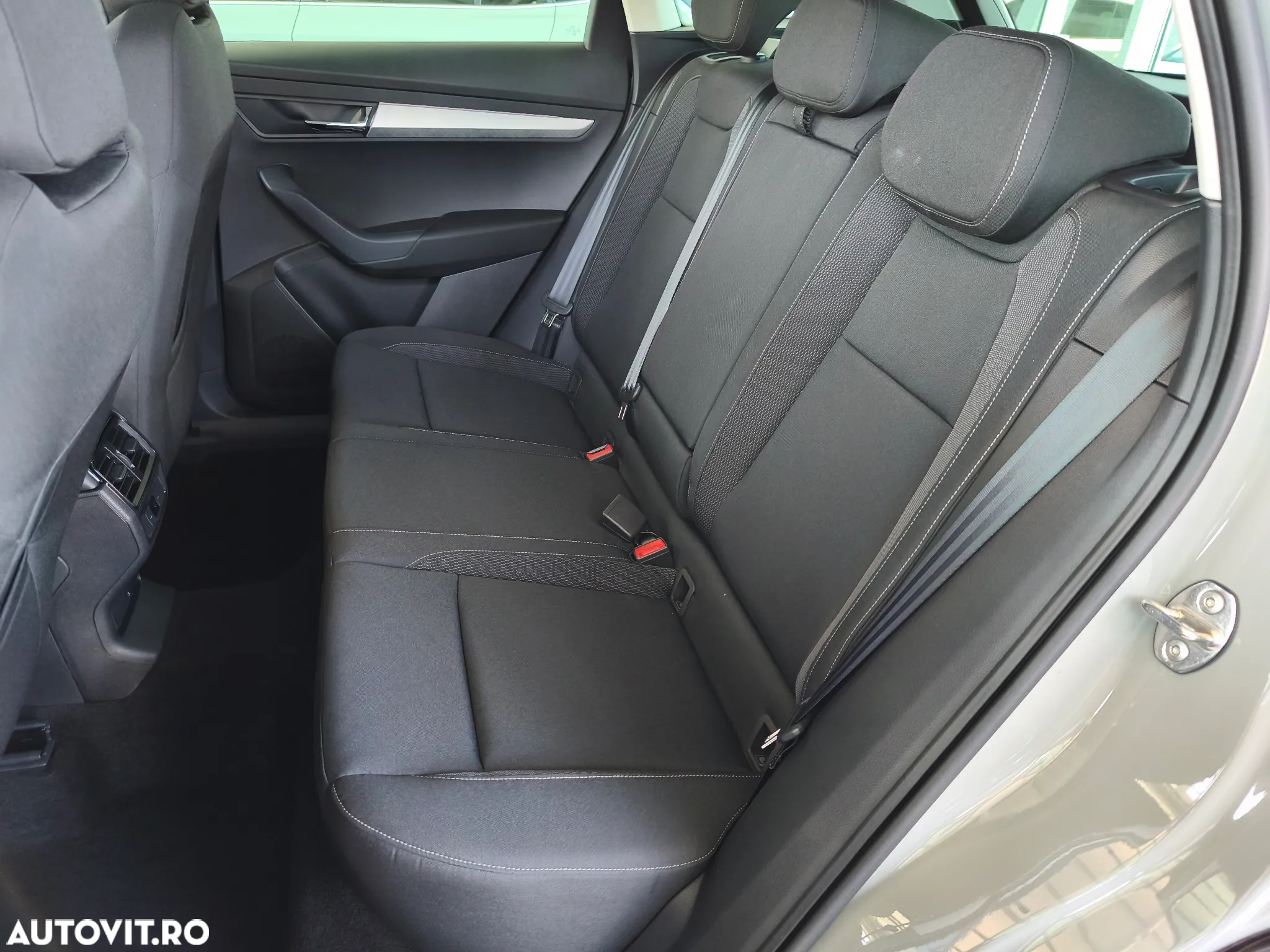 Skoda Karoq 1.5 TSI DSG Selection - 9
