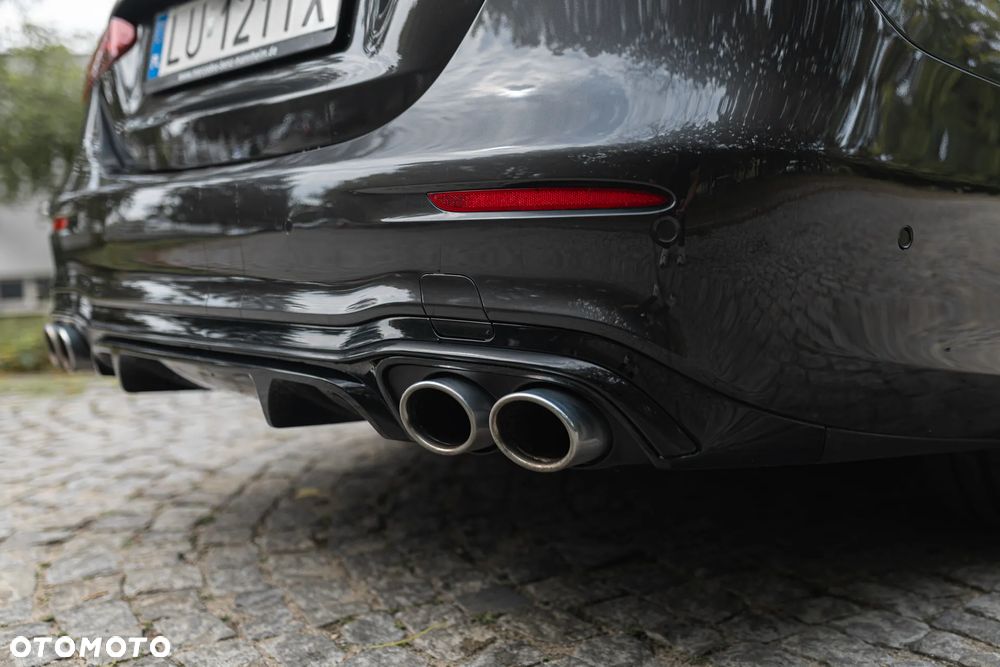 Mercedes-Benz Klasa E AMG 53 4-Matic+ - 12