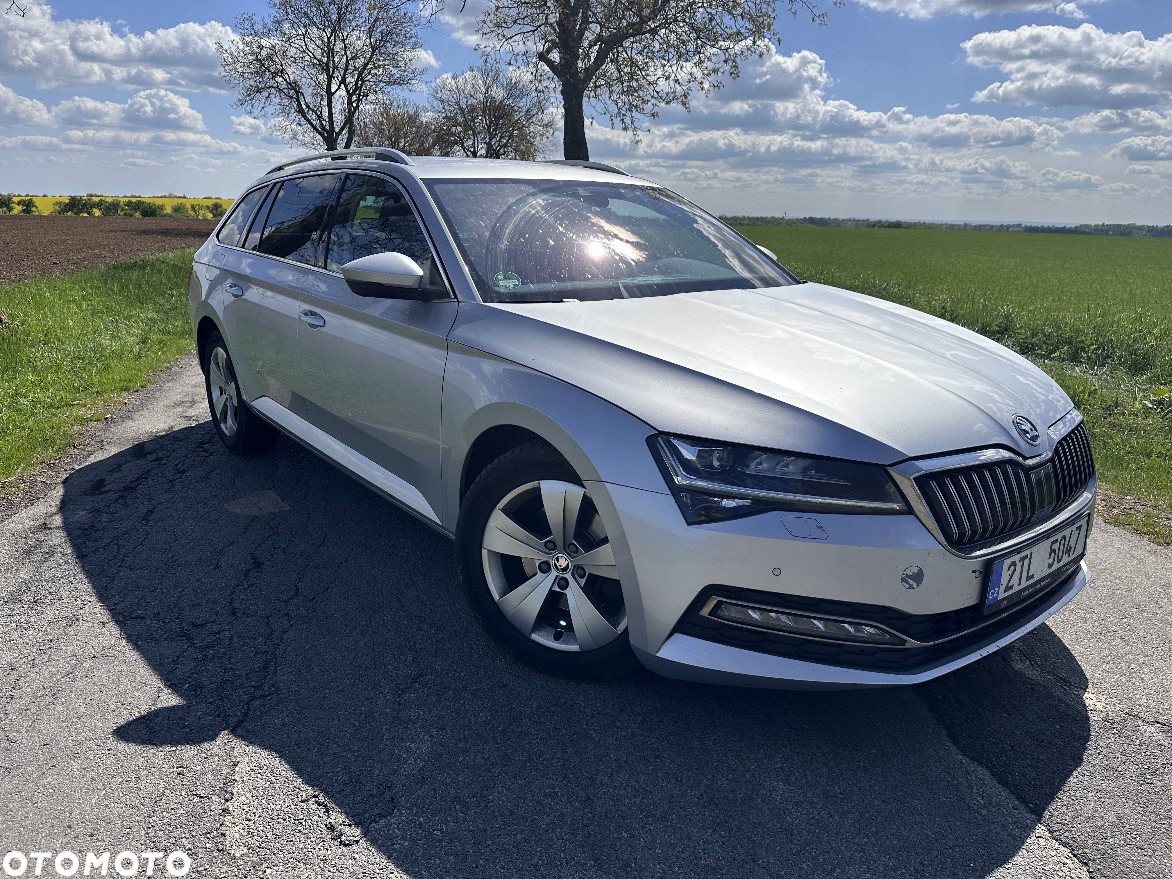 Skoda Superb Combi 2.0 TDI DSG Style - 2