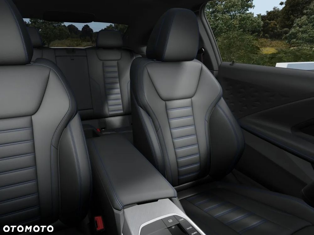 BMW Seria 2 220i - 3
