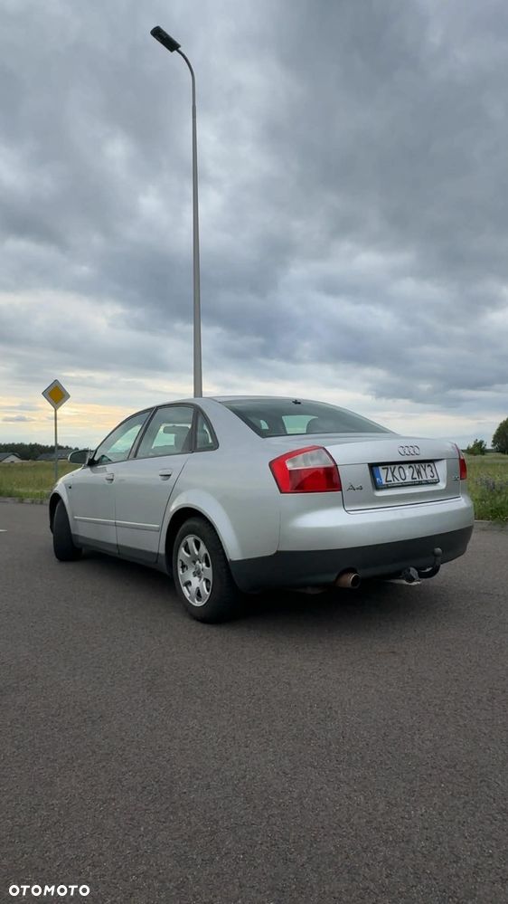 Audi A4 Limousine - 2
