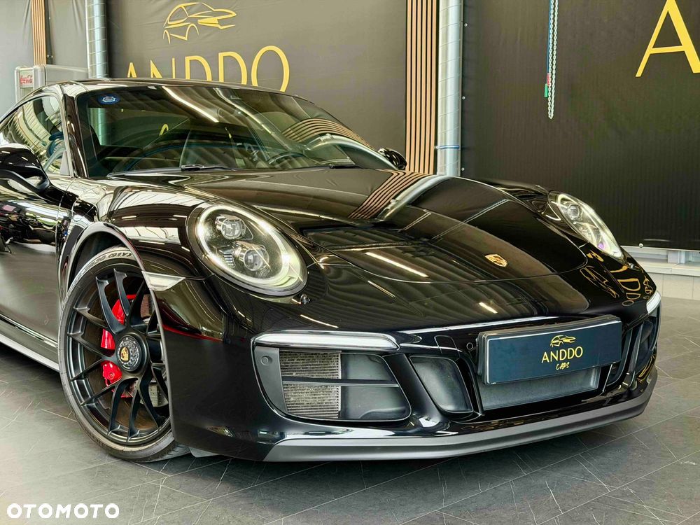 Porsche 911 Carrera 4 GTS PDK - 29