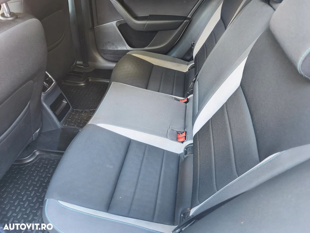 Skoda Octavia 2.0 TDI DSG Style - 9