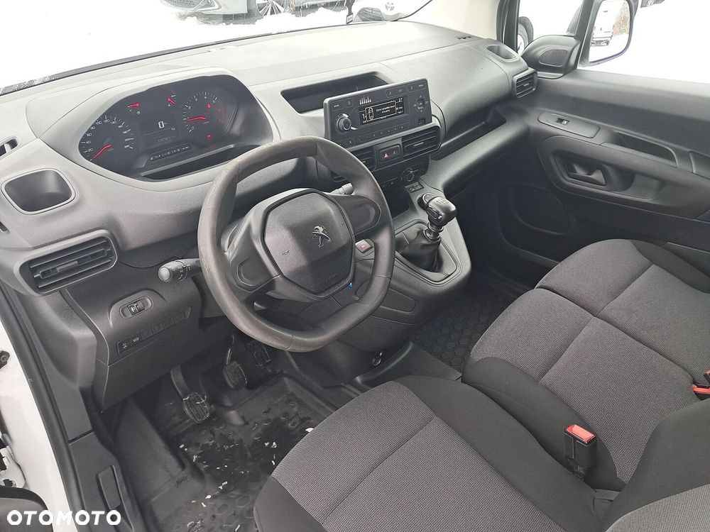 Peugeot Partner - 13