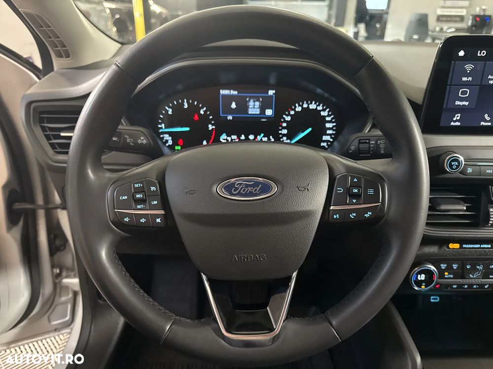 Ford Focus - 17