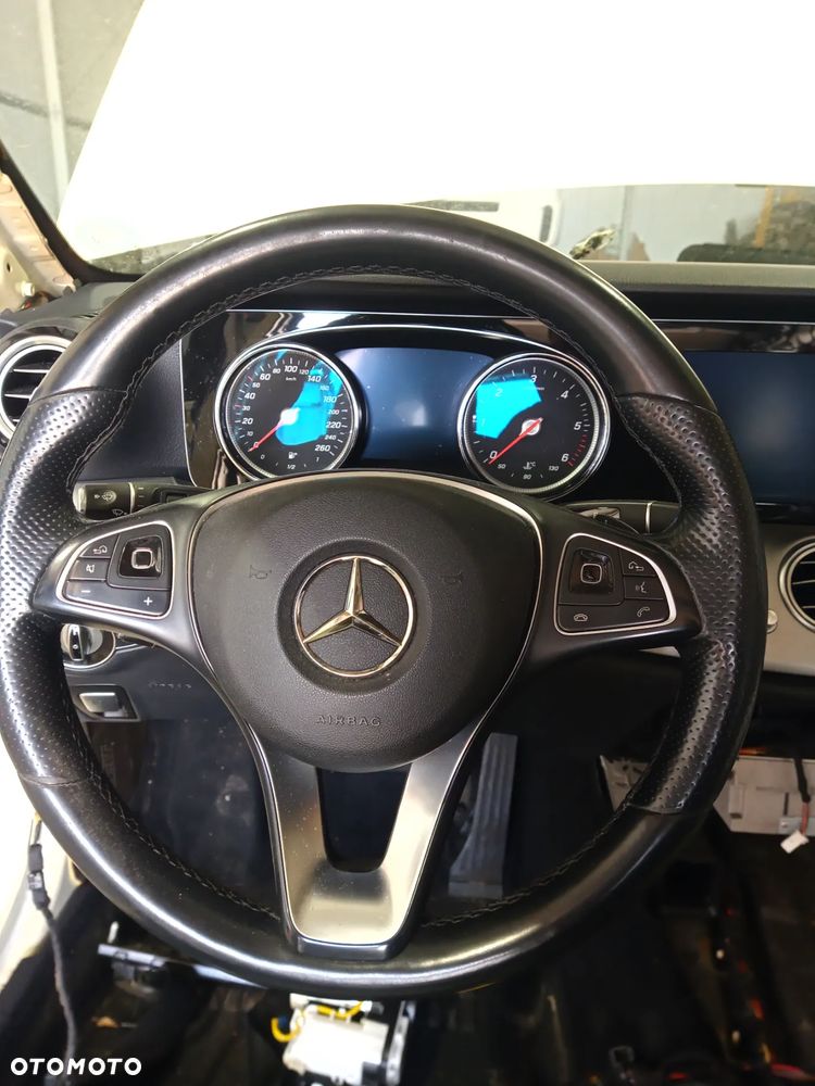 KIEROWNICA MERCEDES W213 - 1