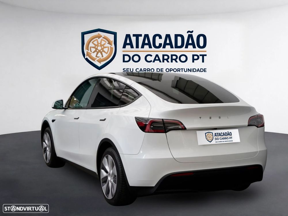 Tesla Model Y Standard - 10