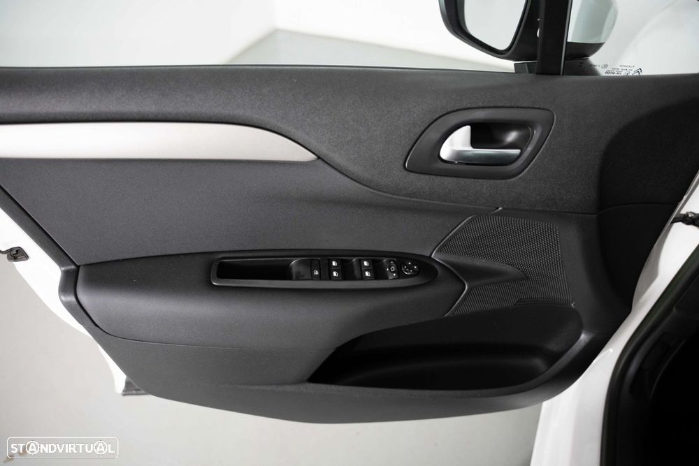 Citroën C4 1.6 HDi Collection - 18
