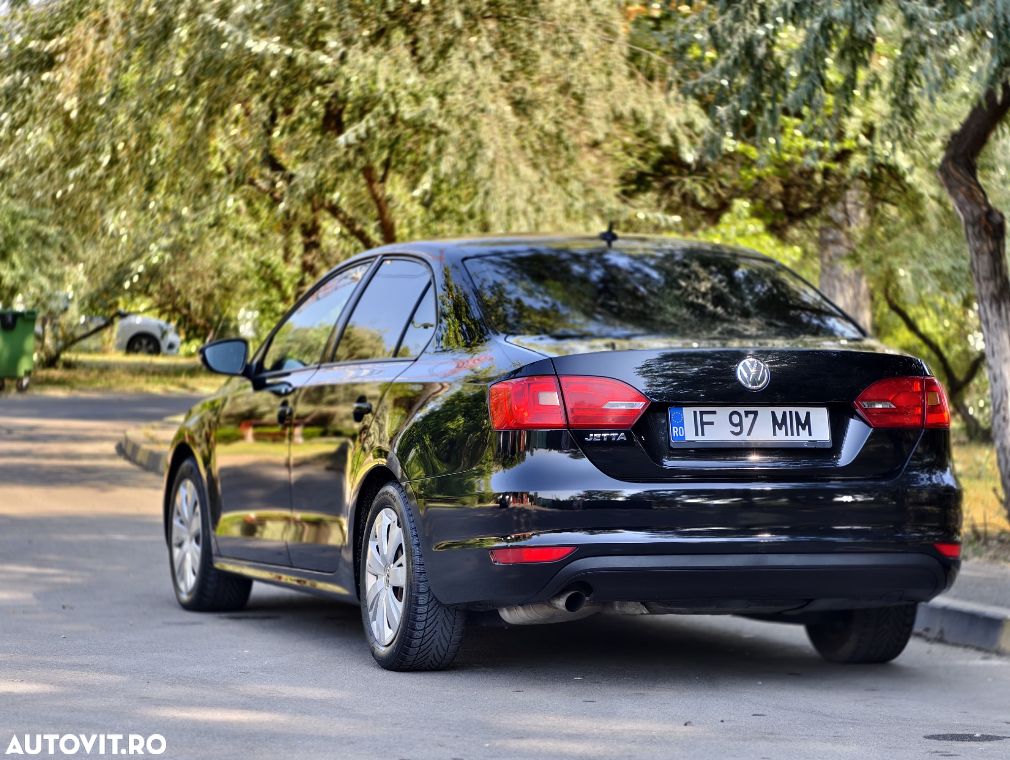 Volkswagen Jetta 1.2 TSI Comfortline - 4