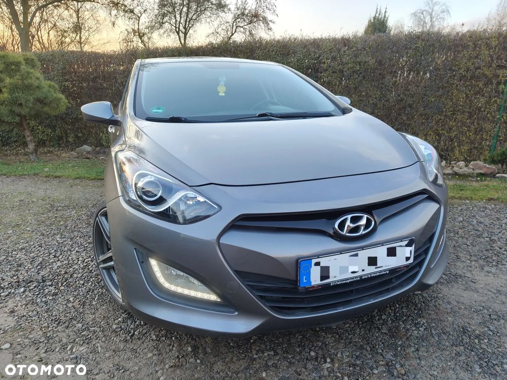 Hyundai i30 i30cw 1.4 Fifa World Cup Edition - 19