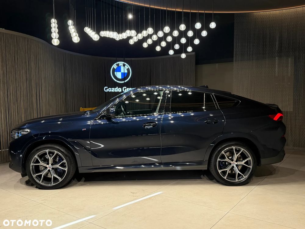 BMW X6 M50i - 2