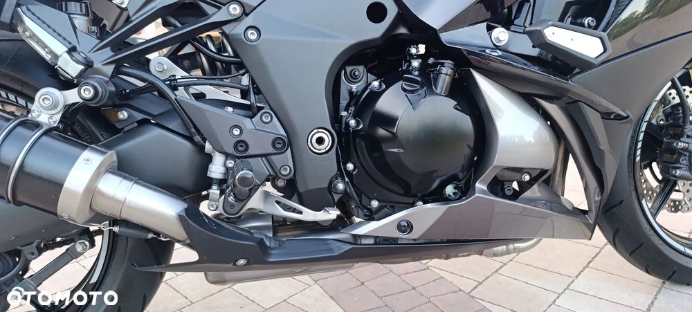 Kawasaki Ninja 1000 SX - 23