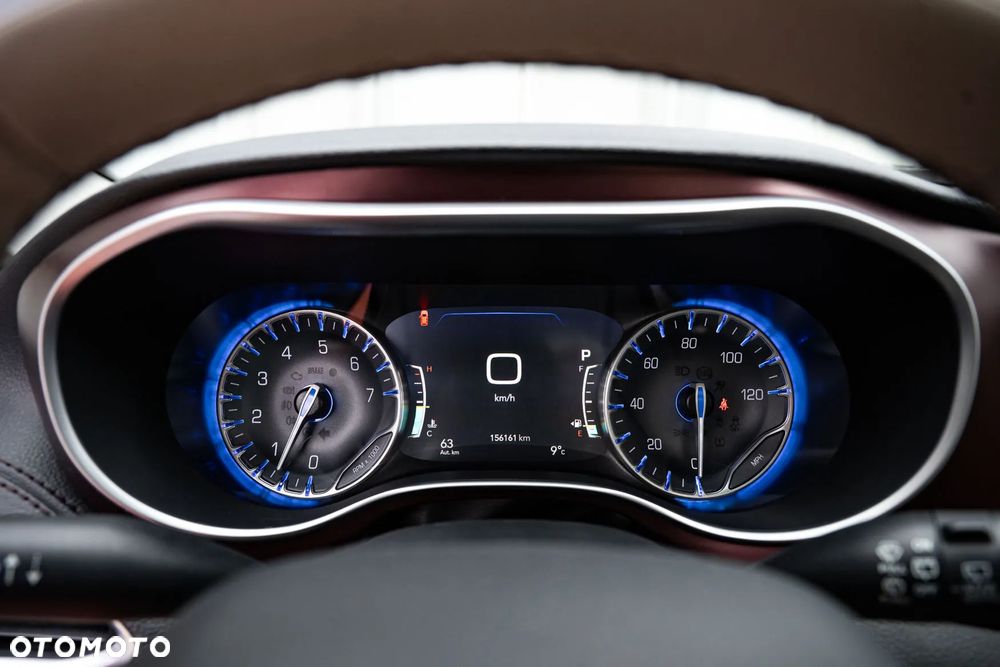 Chrysler Pacifica - 15