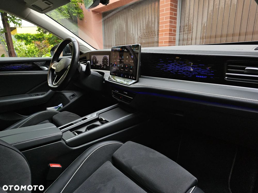 Volkswagen Passat - 6