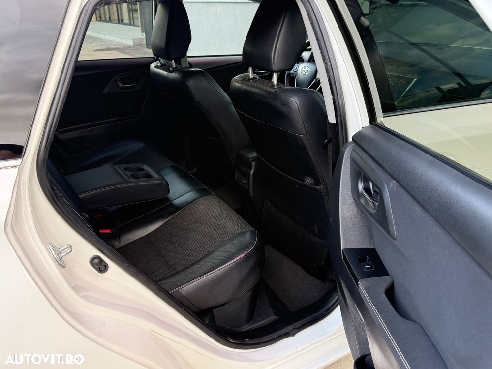Toyota Auris 1.8 L VVT-i Luna - 10