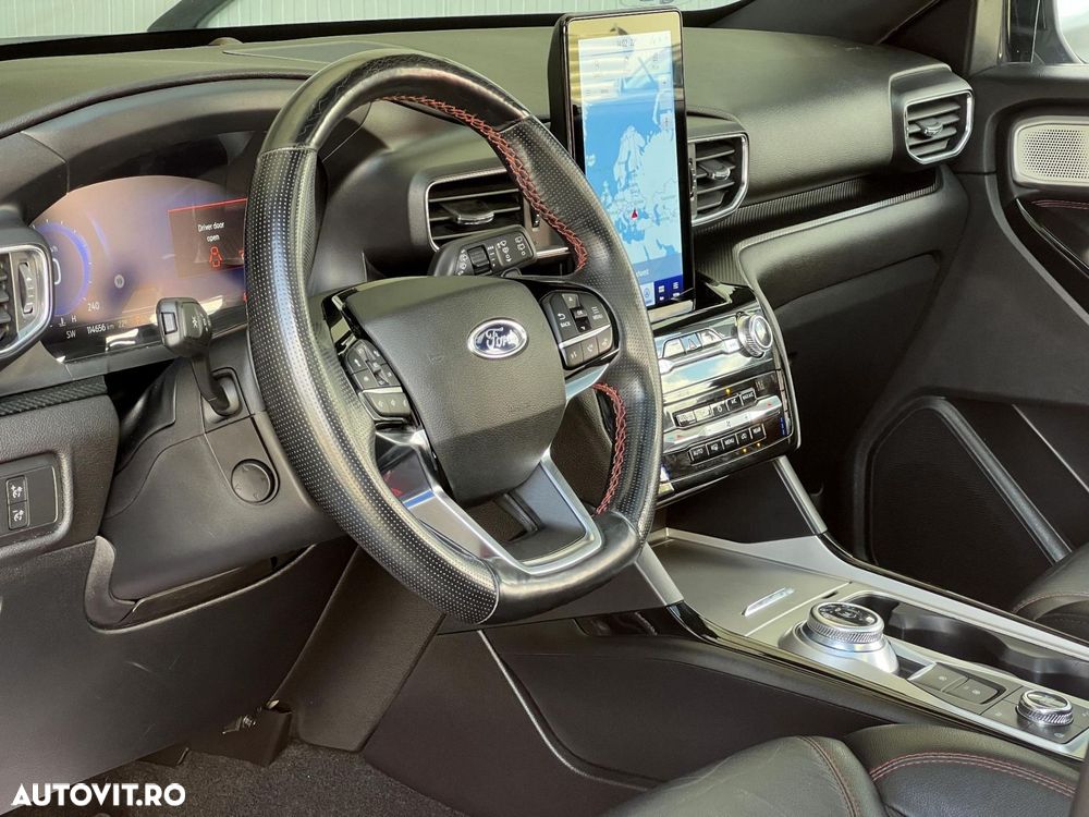 Ford Explorer - 11