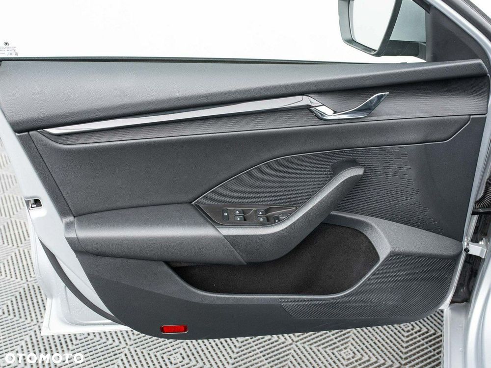 Skoda Octavia 1.5 TSI ACT Ambition - 11