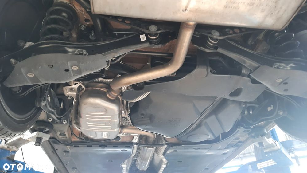 Volkswagen Golf - 14