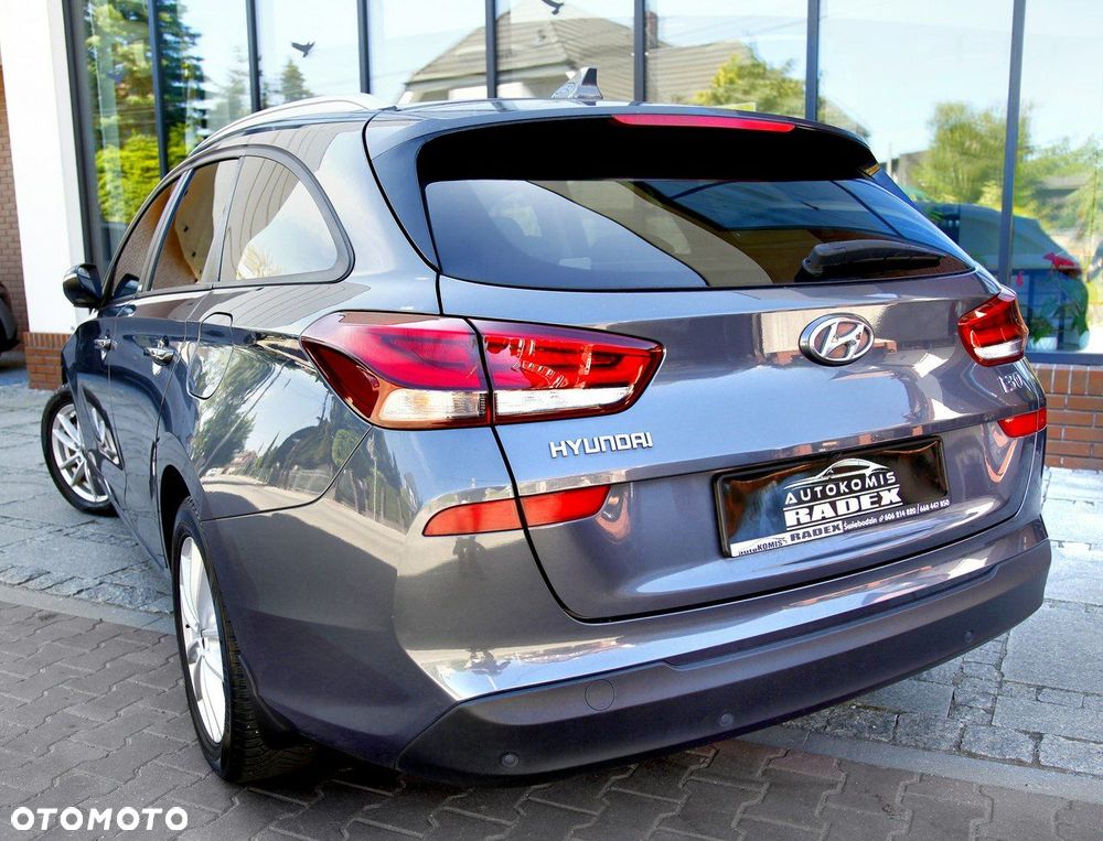 Hyundai i30 - 24