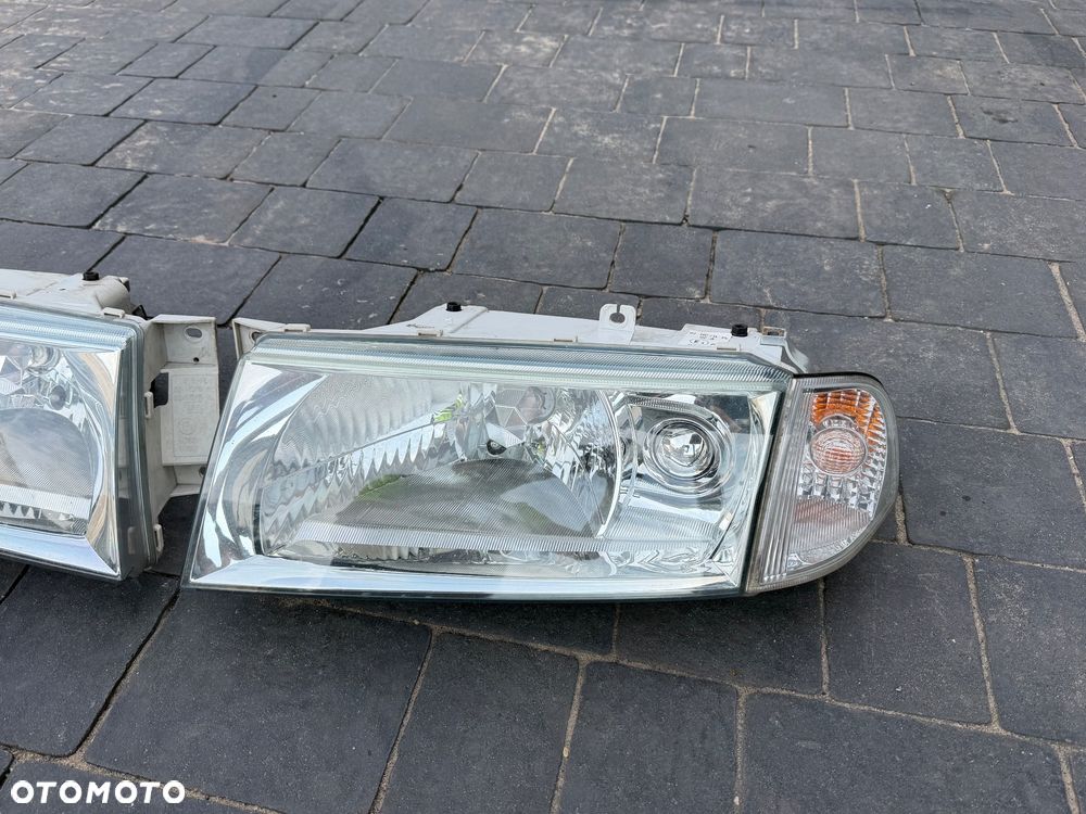 LAMPY PRZÓD SKODA OCTAVIA LEWA PRAWA ORGINAŁ 96-10 - 3