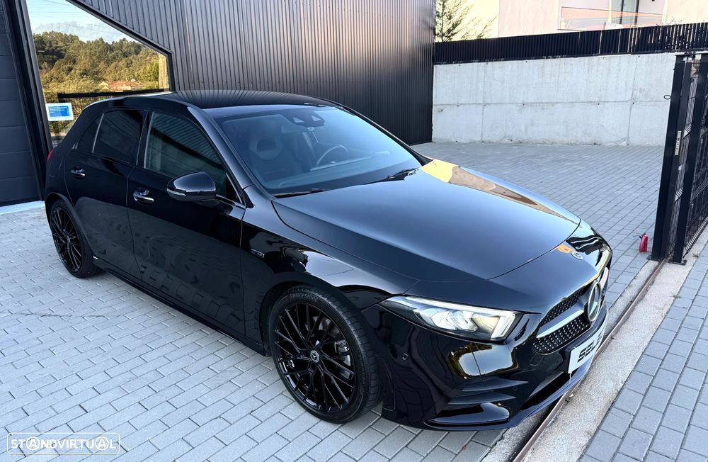 Mercedes-Benz A 250 e AMG Line - 9