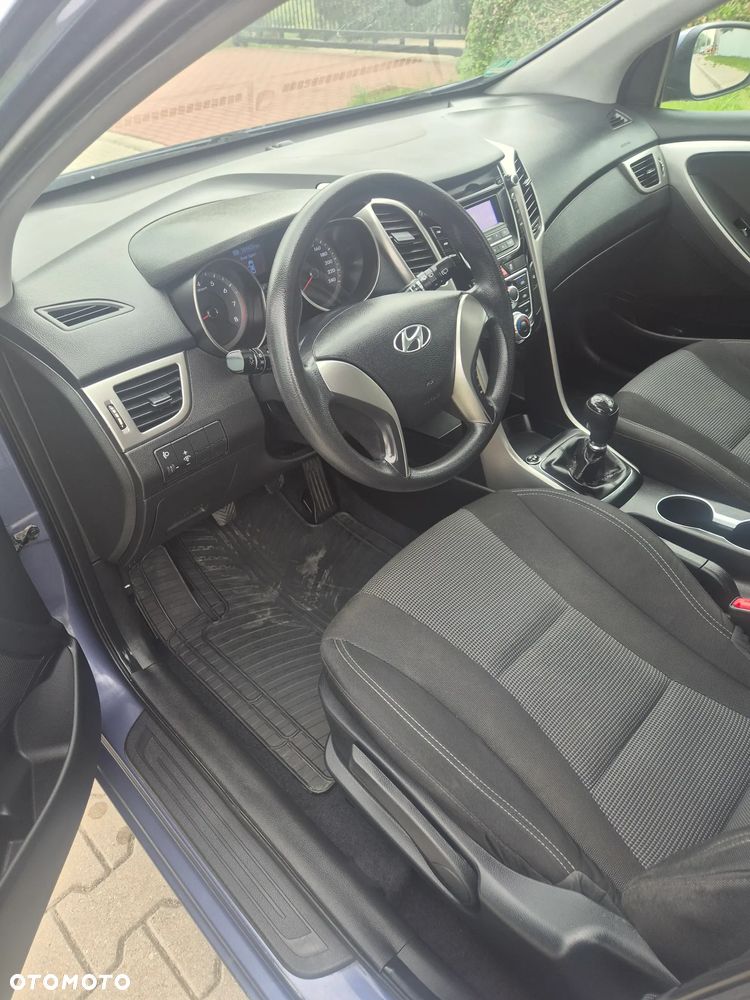 Hyundai i30 1.4 Classic + - 7