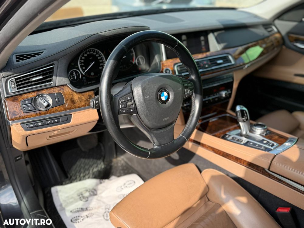 BMW Seria 7 740d xDrive Edition Exclusive - 6