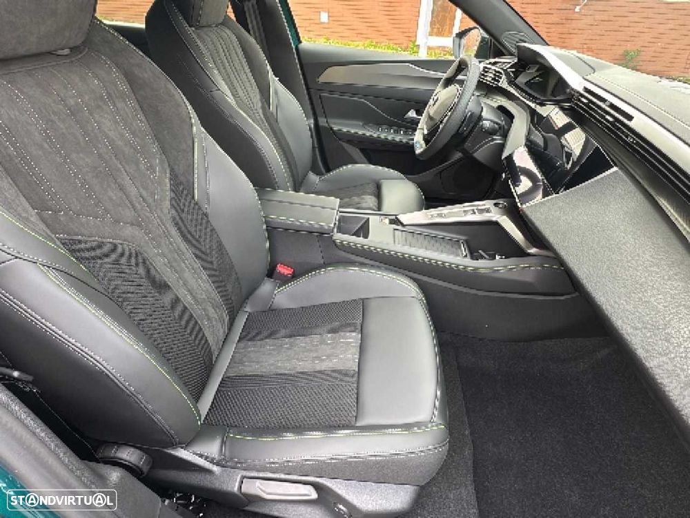 Peugeot e-308 54 kWh GT - 13