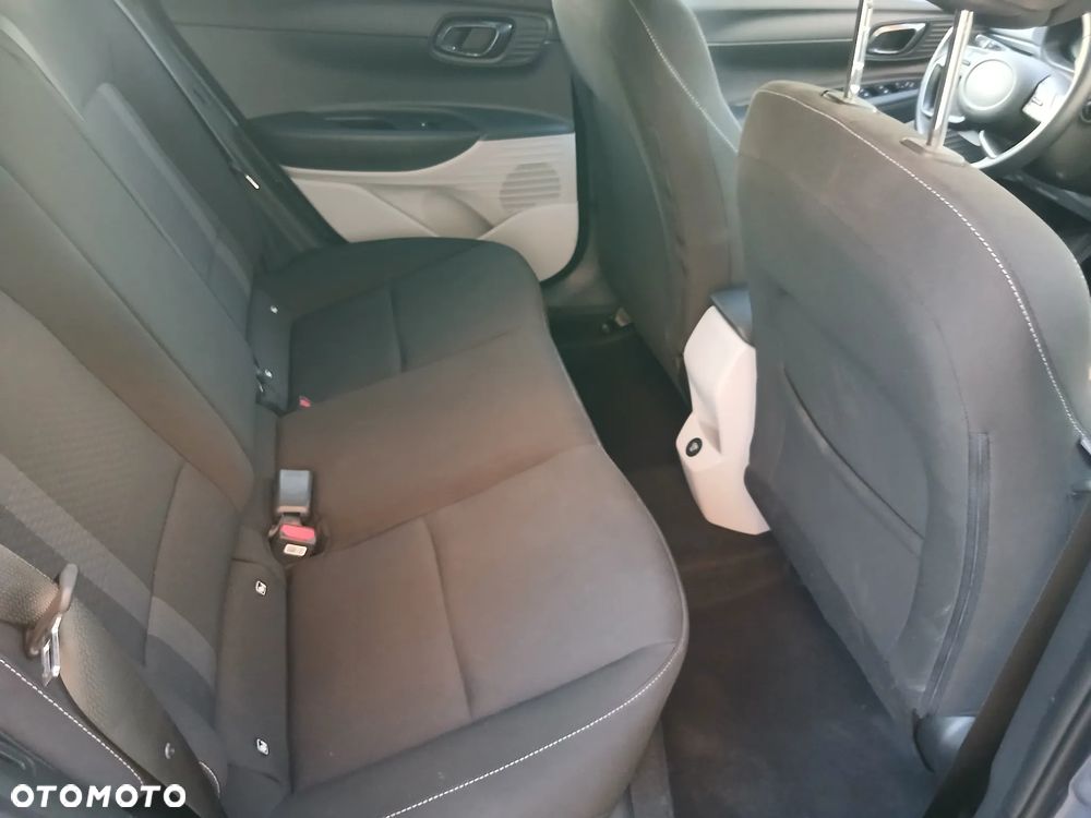 Hyundai i20 - 12