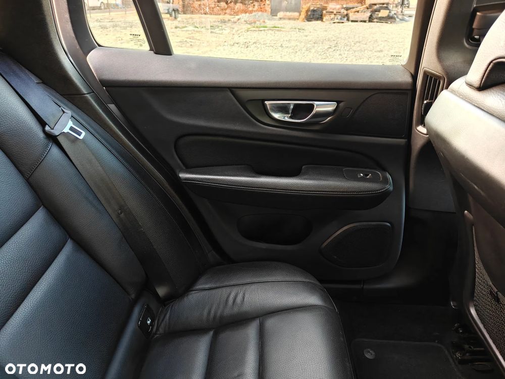 Volvo V60 - 18