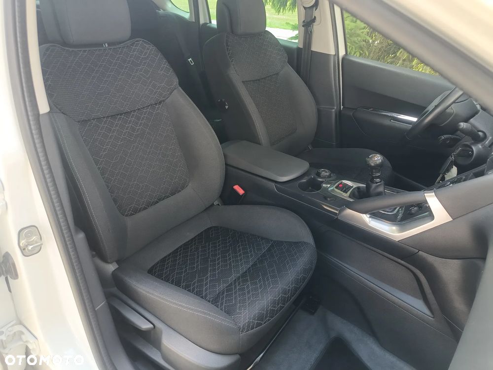 Peugeot 3008 HDi FAP 150 Premium - 24