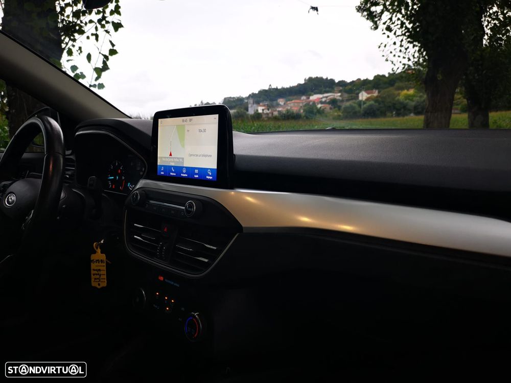 Ford Focus 1.5 TDCi EcoBlue Vignale Aut. - 12