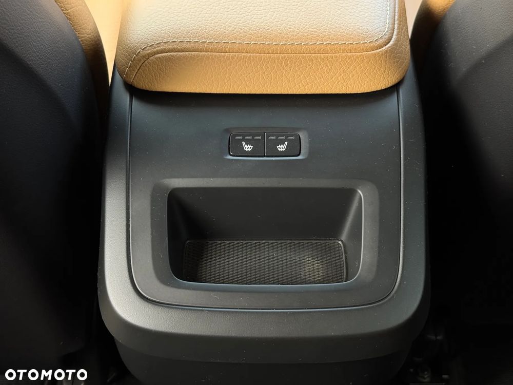 Volvo XC 60 - 11